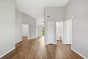 3015 Lightstar Dr, Houston, TX 77045 - Photo 8