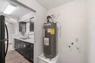 3015 Lightstar Dr, Houston, TX 77045 - Photo 22