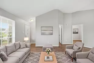 3015 Lightstar Dr, Houston, TX 77045 - Photo 2