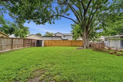 3015 Lightstar Drive, Houston, TX 77045 - Photo 22