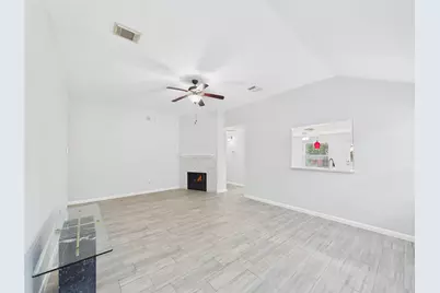13302 Dennis Way Lane, Houston, TX 77044 - Photo 12
