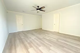 5926 Queensgate Dr, Houston, TX 77066 - Photo 28