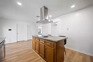 14907 Oak Bluff Ct, Houston, TX 77070 - Photo 8