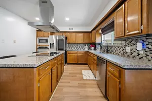 14907 Oak Bluff Ct, Houston, TX 77070 - Photo 10