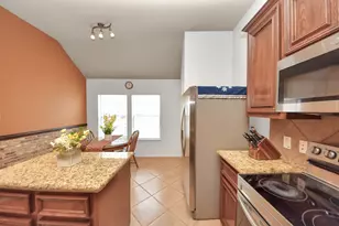 9302 Water Edge Point Ln, Humble, TX 77396 - Photo 16