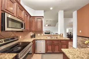 9302 Water Edge Point Ln, Humble, TX 77396 - Photo 18