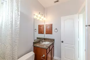 1828 Woodbend Village Ct, Houston, TX 77055 - Photo 40