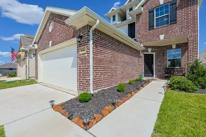 10423 Rochester Hills Lane, Tomball, TX 77375 - Photo 2