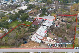 521 Blue Bell Rd, Houston, TX 77037 - Photo 1