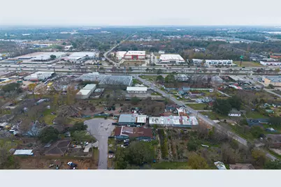 521 Blue Bell Road, Houston, TX 77037 - Photo 20