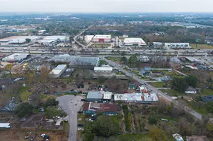 521 Blue Bell Rd, Houston, TX 77037 - Photo 20