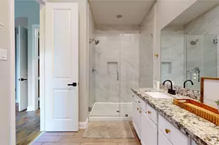 5430 Camaguey St, Houston, TX 77023 - Photo 24