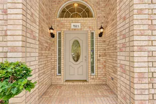 7522 S Linpar Ct, Houston, TX 77040 - Photo 6
