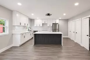 526 Hidden Valley Dr, Houston, TX 77037 - Photo 6