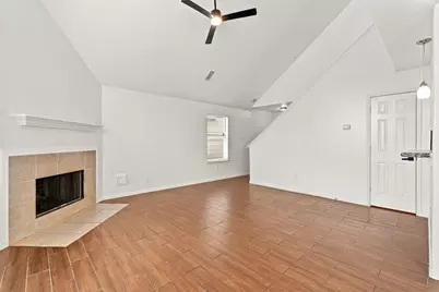 7842 Winding Creek View, Houston, TX 77072 - Photo 8