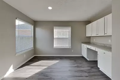 2810 Bristlecone Drive, Katy, TX 77449 - Photo 4