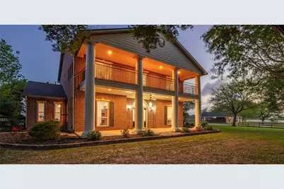 8211 Deats Lane, Dickinson, TX 77539 - Photo 2