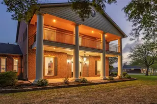 8211 Deats Ln, Dickinson, TX 77539 - Photo 2