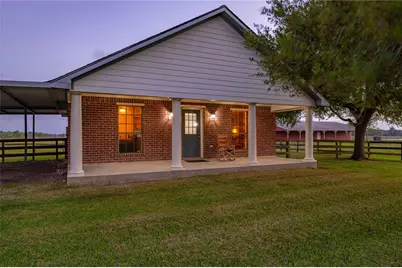 8211 Deats Lane, Dickinson, TX 77539 - Photo 12