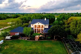 8211 Deats Ln, Dickinson, TX 77539 - Photo 4