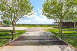 8211 Deats Ln, Dickinson, TX 77539 - Photo 18