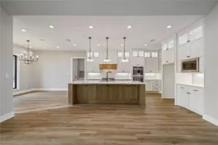 5439 Woodland Park Dr, College Station, TX 77845 - Photo 8