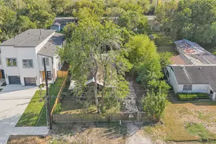 5214 Higgins St, Houston, TX 77033 - Photo 2