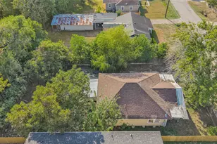 5214 Higgins St, Houston, TX 77033 - Photo 8