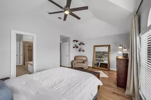 8715 Meadowcroft Dr, Houston, TX 77063 - Photo 18