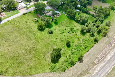 102 S Dixie Street, Brenham, TX 77833 - Photo 32