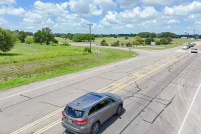 102 S Dixie Street, Brenham, TX 77833 - Photo 38