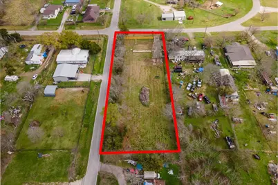 301 Oakland Street, Baytown, TX 77520 - Photo 18