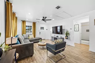1602 Luzon St, Houston, TX 77009 - Photo 8