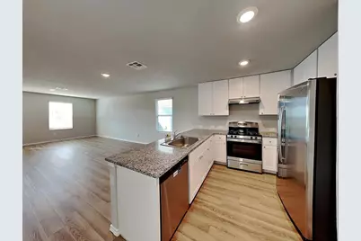 4244 Thalweg Way, San Antonio, TX 78223 - Photo 4