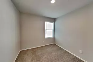 4244 Thalweg Way, San Antonio, TX 78223 - Photo 10