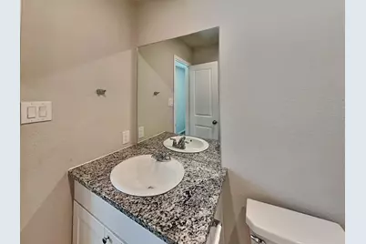 4244 Thalweg Way, San Antonio, TX 78223 - Photo 14