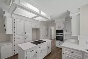 6786 Kestrel Ct, Houston, TX 77069 - Photo 10