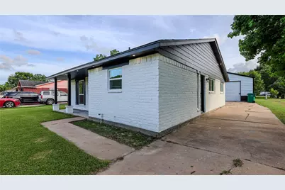 1413 N Avenue R, Freeport, TX 77541 - Photo 26