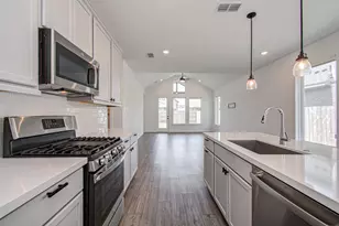 22122 Ingham Blf Ln, Cypress, TX 77433 - Photo 8