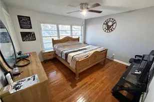 907 E Magnolia St, Angleton, TX 77515 - Photo 24