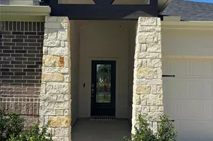 411 S Amherst Dr, West Columbia, TX 77486 - Photo 2