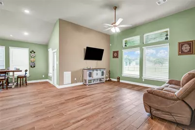411 S Amherst Drive, West Columbia, TX 77486 - Photo 8