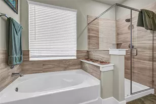 411 S Amherst Dr, West Columbia, TX 77486 - Photo 24