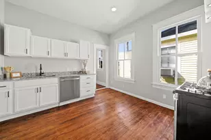 2015 36th St, Galveston, TX 77550 - Photo 8