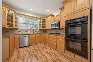 8107 Tiger Ln, Houston, TX 77040 - Photo 18