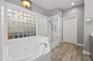 8107 Tiger Ln, Houston, TX 77040 - Photo 30