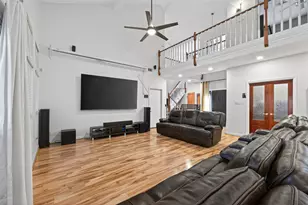 8107 Tiger Ln, Houston, TX 77040 - Photo 10
