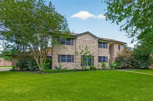 8107 Tiger Ln, Houston, TX 77040 - Photo 4