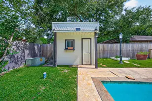 8107 Tiger Ln, Houston, TX 77040 - Photo 48