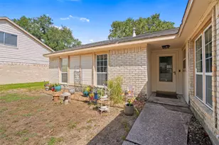 25806 Old Carriage Ln, Spring, TX 77373 - Photo 6
